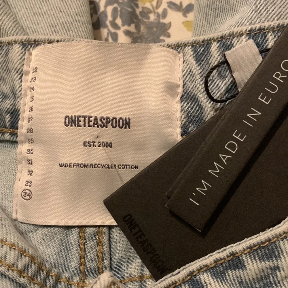 One Teaspoon Blue Graffiti Straight Leg Jeans Size 18 - Picture 16 of 16